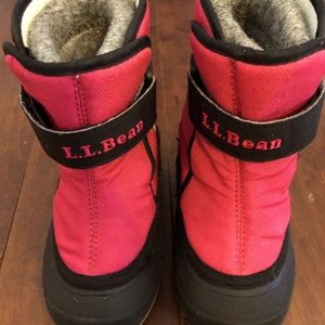 L.L. Bean toddler snow boots
